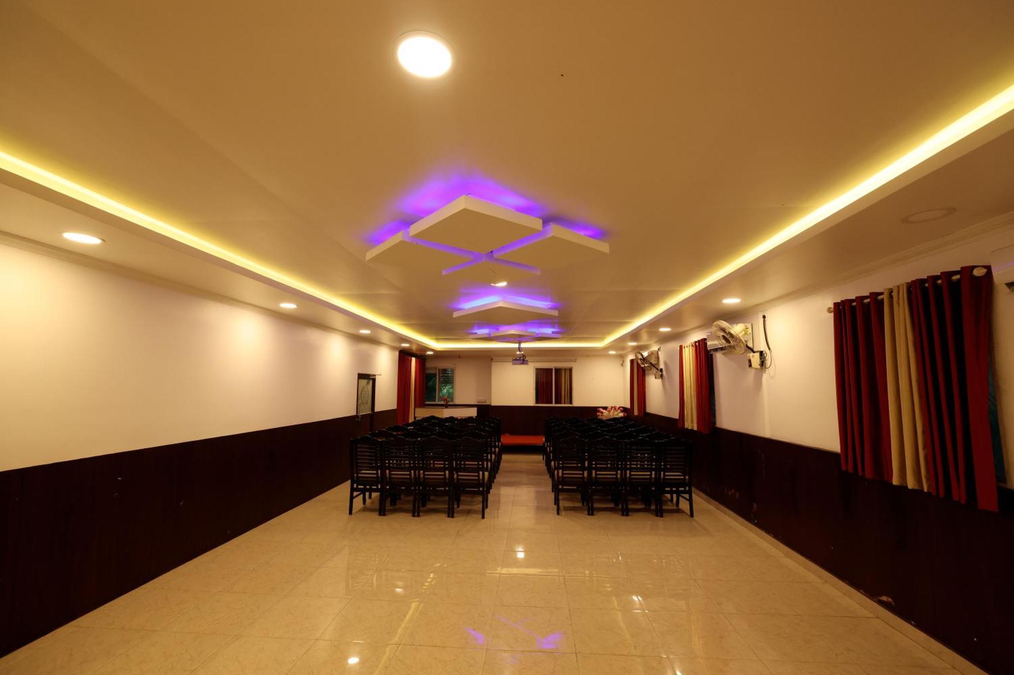 Hydel Palace Athirappilly By Bestinn Leisure Exterior foto